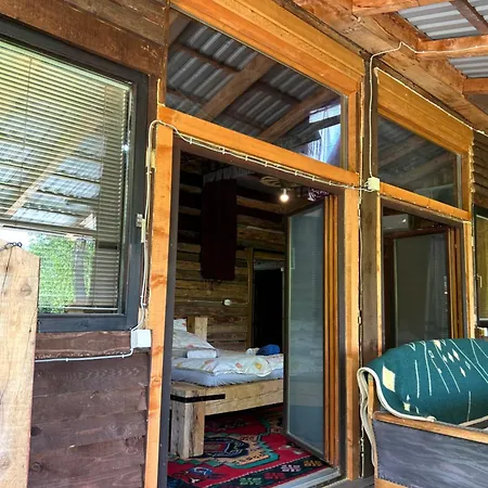 Nino Natural Wood House * Visoko